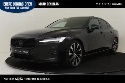 Volvo S60 B4 (M-HYBRID) ULTIMATE DARK -PANO.DAK uit 2023