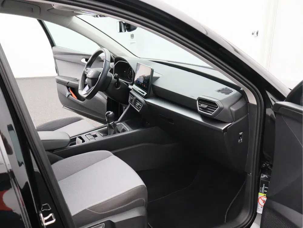 SEAT Leon 1.0 TSI Style Business Intense uit 2023, foto 18