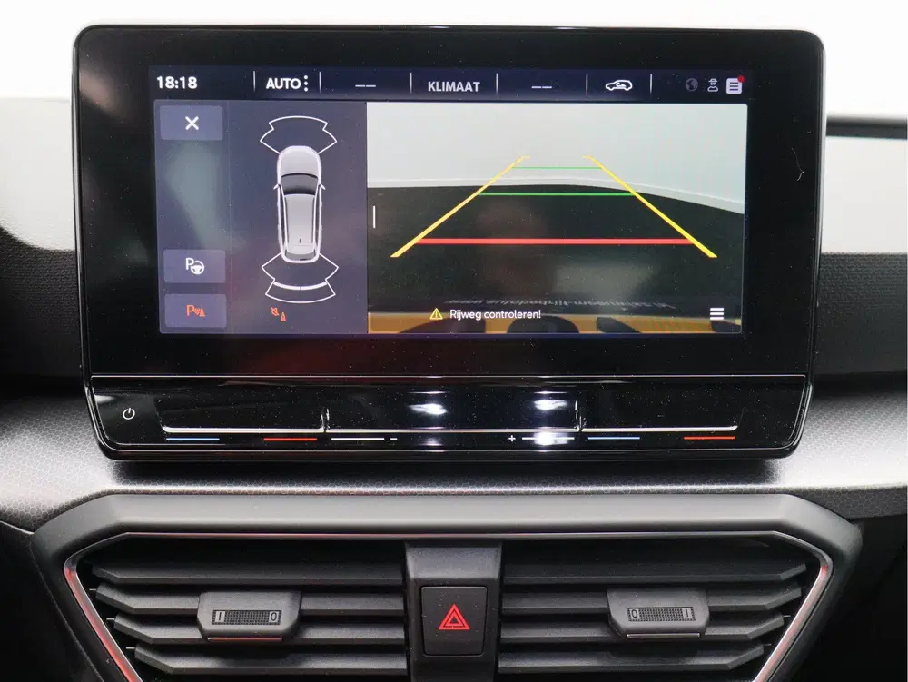 SEAT Leon 1.0 TSI Style Business Intense uit 2023, foto 3