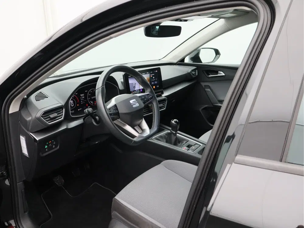 SEAT Leon 1.0 TSI Style Business Intense uit 2023, foto 5