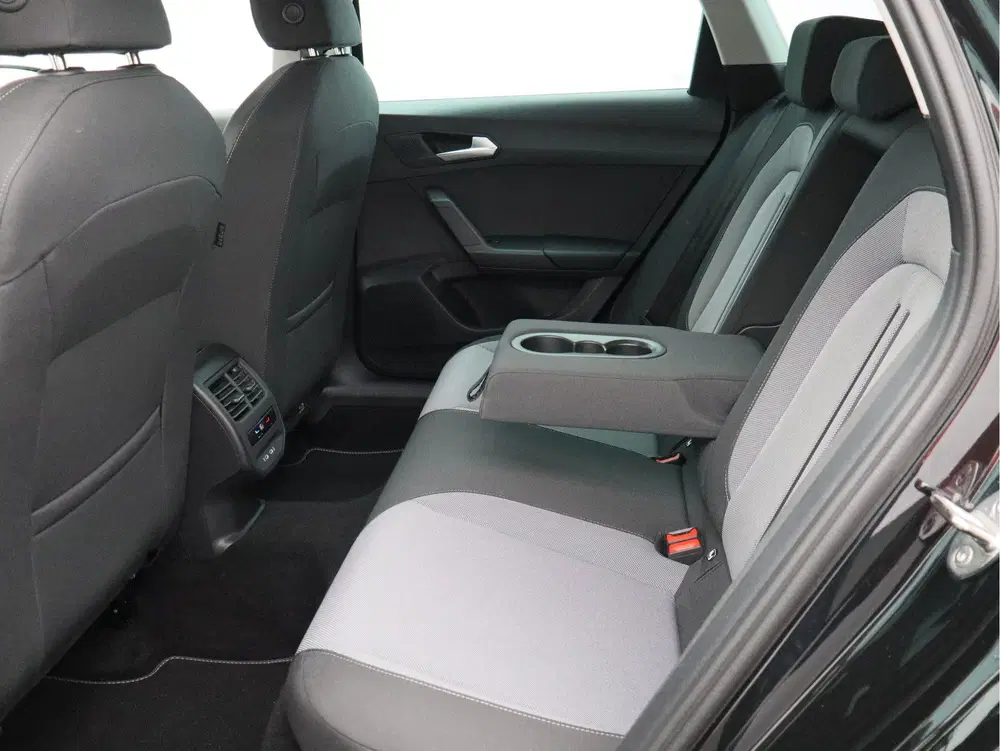 SEAT Leon 1.0 TSI Style Business Intense uit 2023, foto 7