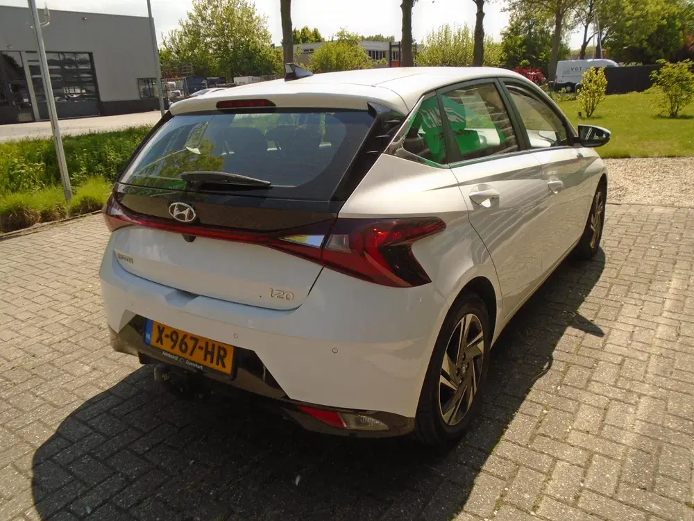 Hyundai i20 1.0 T-GDI Comfort Smart uit 2021, foto 16