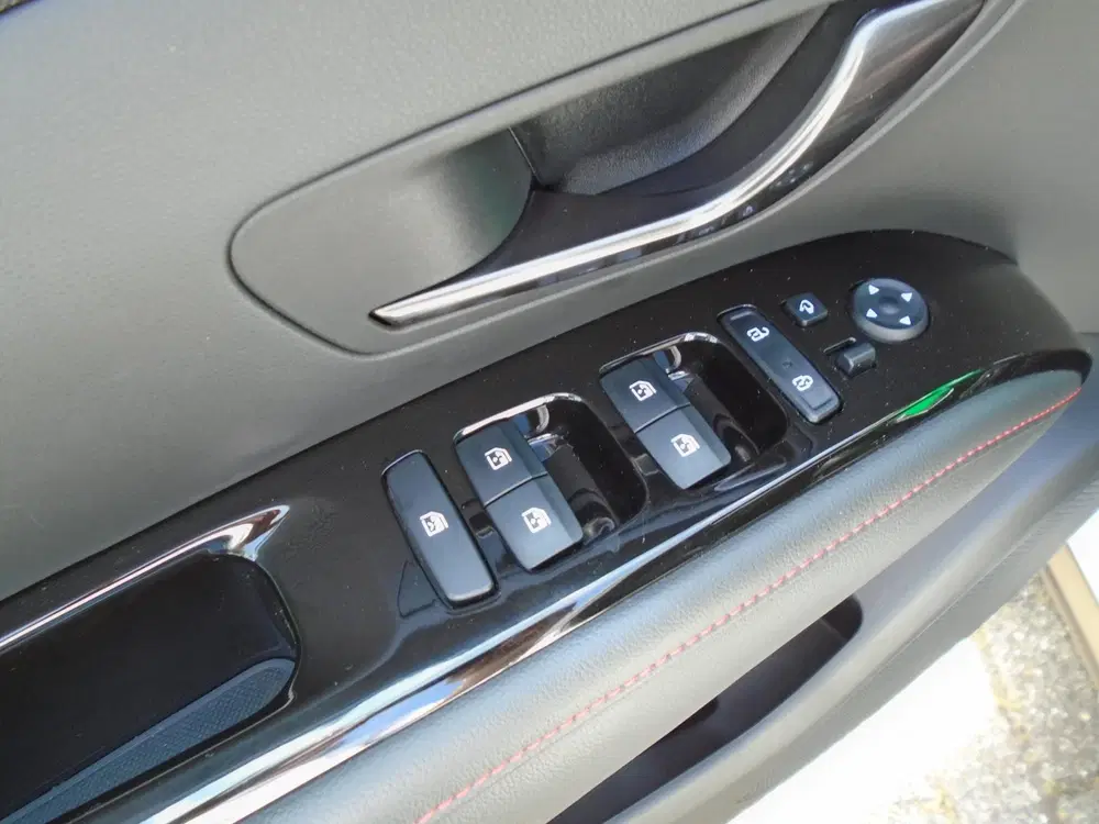 Hyundai TUCSON 1.6 T-GDI PHEV N Line Sky 4WD uit 2022, foto 16