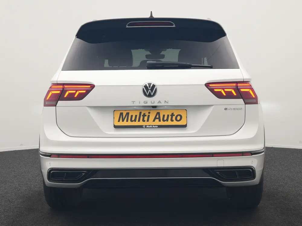 Volkswagen Tiguan 1.4 TSI eHybrid R-Line PHEV 245pk Dealer O uit 2022, foto 19