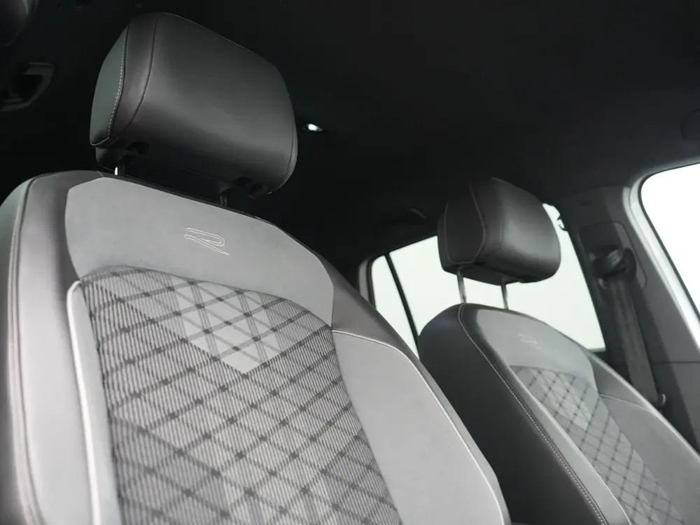 Volkswagen Tiguan 1.4 TSI eHybrid R-Line PHEV 245pk Dealer O uit 2022, foto 5