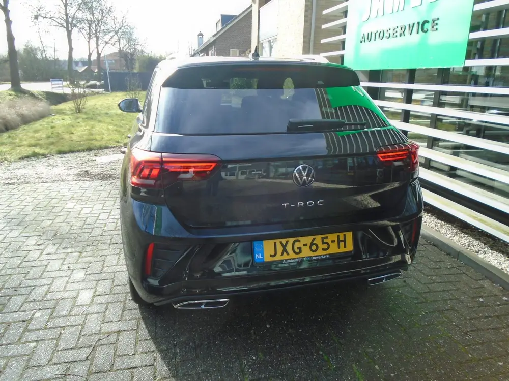 Volkswagen T-Roc 1.5 TSI R-Line Edition Groot navigatiescher uit 2025, foto 11