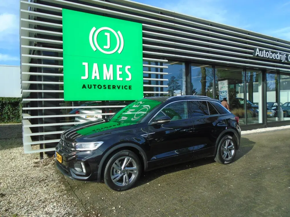Volkswagen T-Roc 1.5 TSI R-Line Edition Groot navigatiescher uit 2025, foto 12