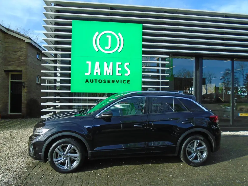 Volkswagen T-Roc 1.5 TSI R-Line Edition Groot navigatiescher uit 2025, foto 13