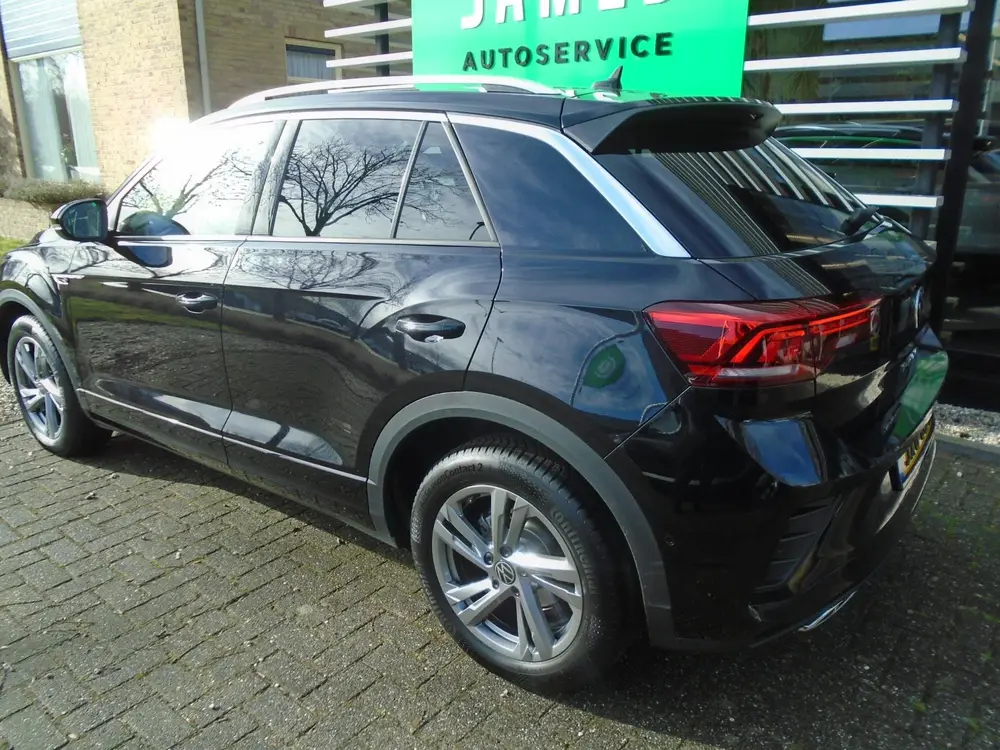 Volkswagen T-Roc 1.5 TSI R-Line Edition Groot navigatiescher uit 2025, foto 14