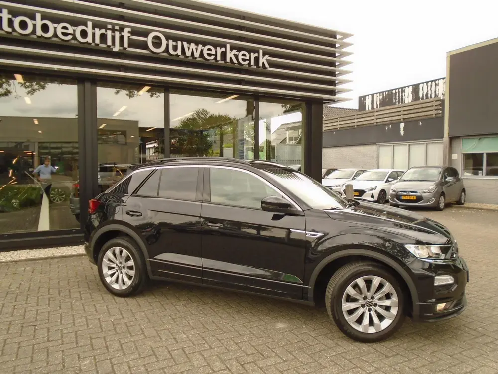 Volkswagen T-Roc 1.5 TSI R-line sky panoramadak uit 2021, foto 10