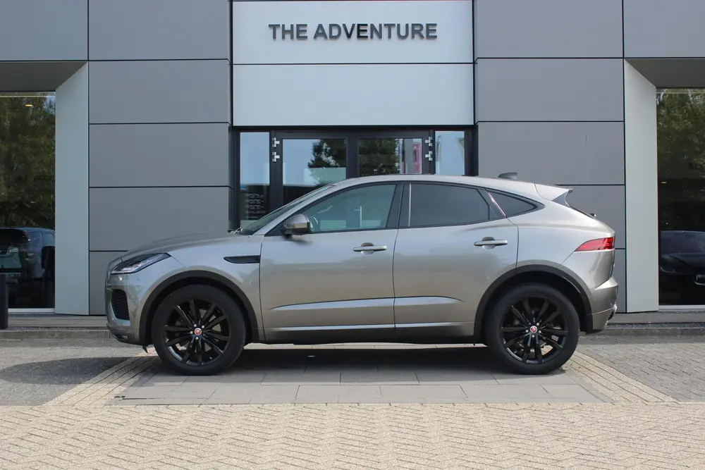 Jaguar E-Pace 2.0 P200 AWD | Pano | Stoel+stuur verwarming | uit 2020, foto 9