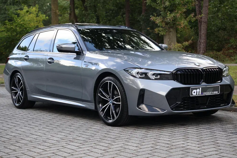 BMW 3-serie 320i M-Sport uit 2025, foto 10