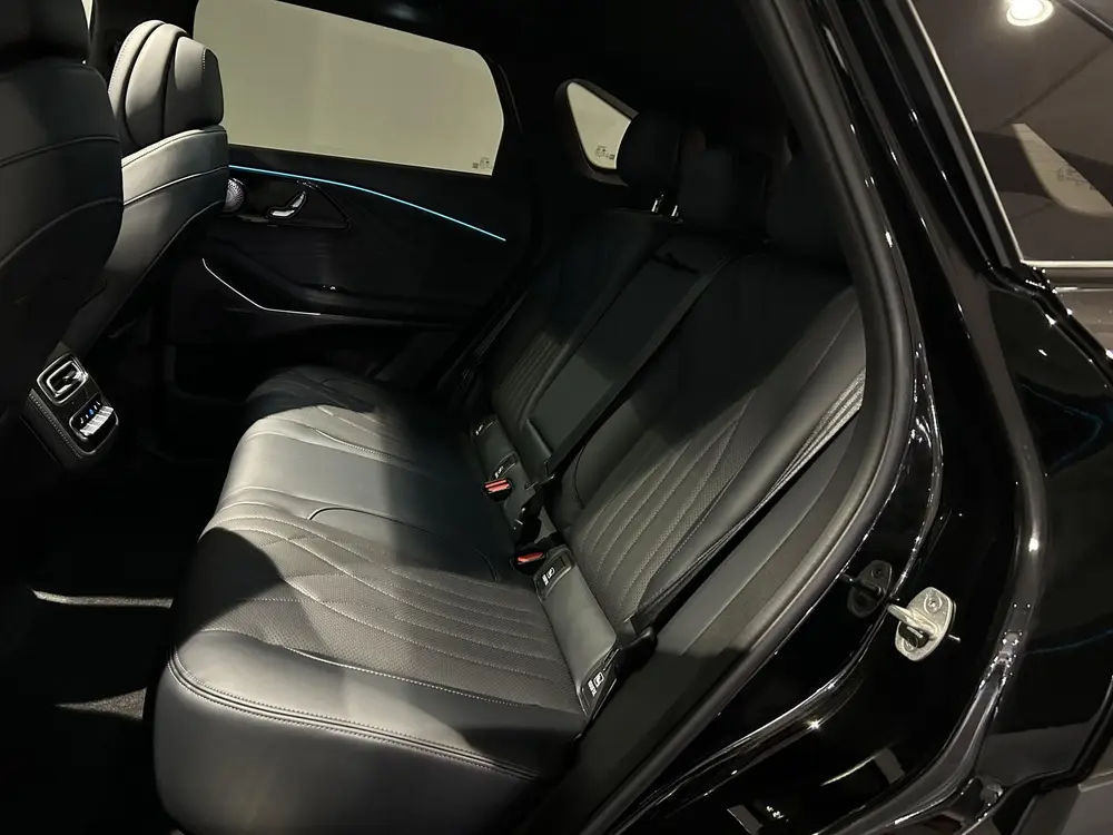 Omoda 9 SHS-P Premium uit 2026, foto 7