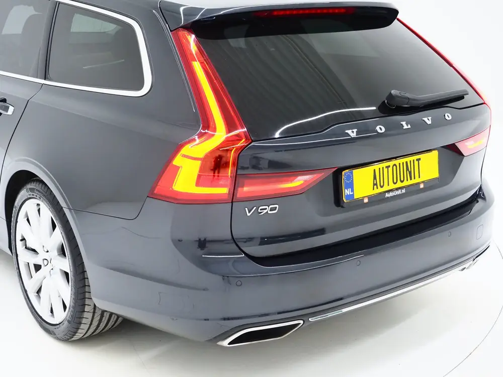 Volvo V90 2.0 T8 AWD Inscription uit 2019, foto 15