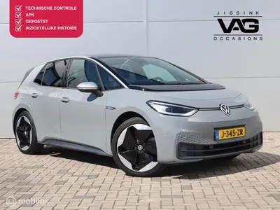 Volkswagen ID.3 First Plus 58 kWh Pano Matrix Camera Massage uit 2020