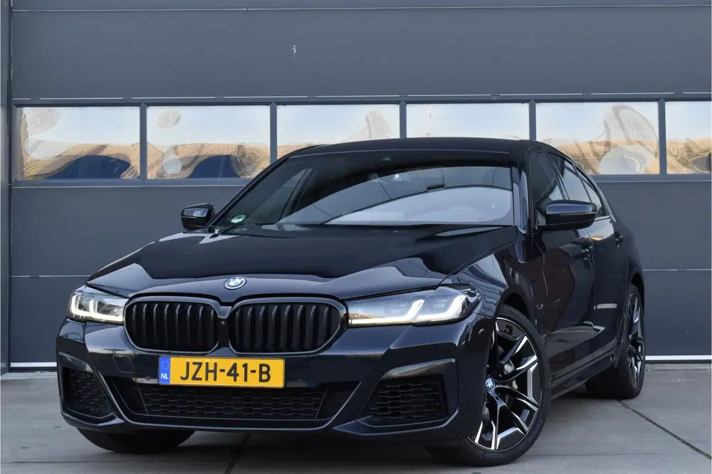 BMW 5-serie 5 Serie 545e xDrive High Executive M-pakke uit 2022