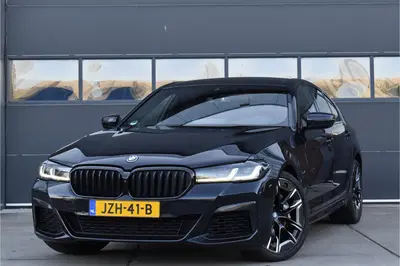 BMW 5-serie 5 Serie 545e xDrive High Executive M-pakke uit 2022