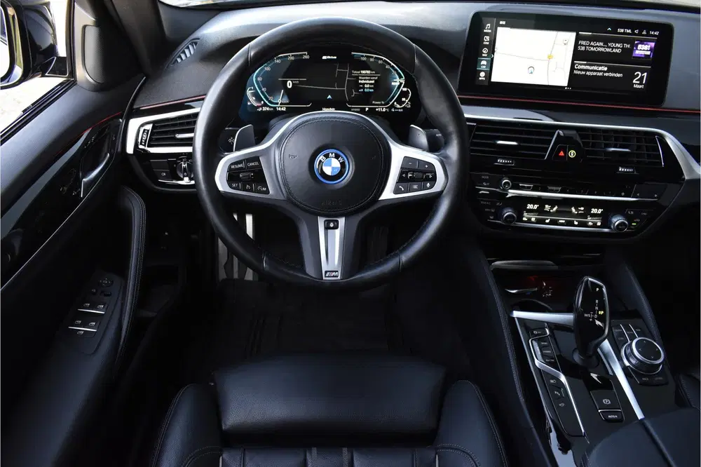 BMW 5-serie 5 Serie 545e xDrive High Executive M-pakke uit 2022, foto 13