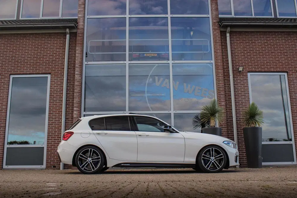 BMW 1-serie 120i Edition M Sport Shadow High Executive uit 2019, foto 7