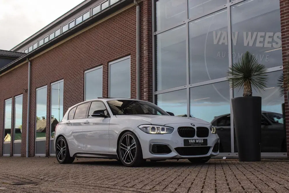 BMW 1-serie 120i Edition M Sport Shadow High Executive uit 2019, foto 9
