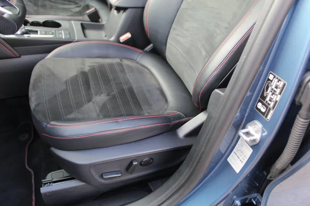 Ford Kuga 2.5 PHEV ST-Line X Winter Pack uit 2023, foto 5