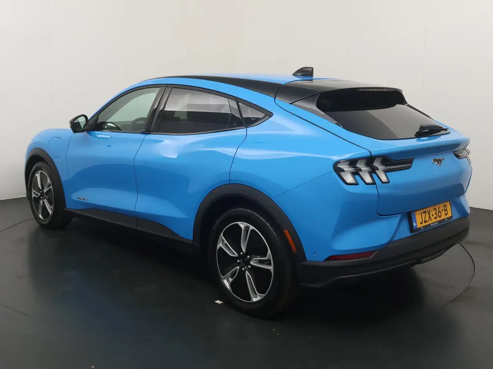 Ford Mustang Mach-E RWD 75 kWh 268 pk uit 2024, foto 3