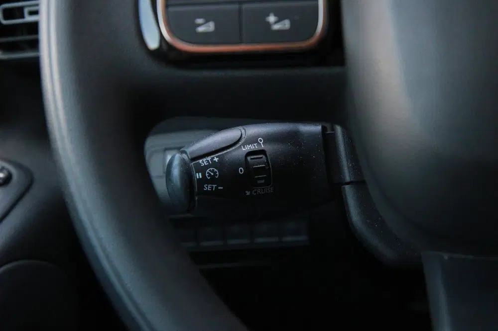Citroën Berlingo Citroen BERLINGO 1.2 PureTech 110PK S&S L1 uit 2023, foto 15