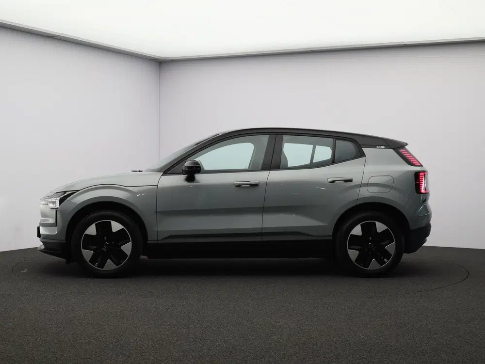 Volvo EX30 Single Motor Plus 51 kWh uit 2024, foto 3