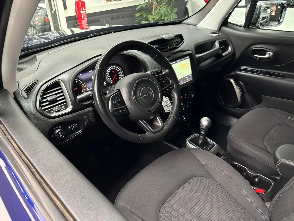 Jeep Renegade 1.0T-e Limited / Navigatie uit 2020, foto 19