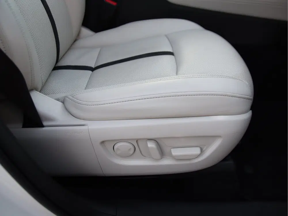 Mazda CX-60 2.5 e-SkyActiv PHEV Takumi Plus Panorama d uit 2022, foto 13