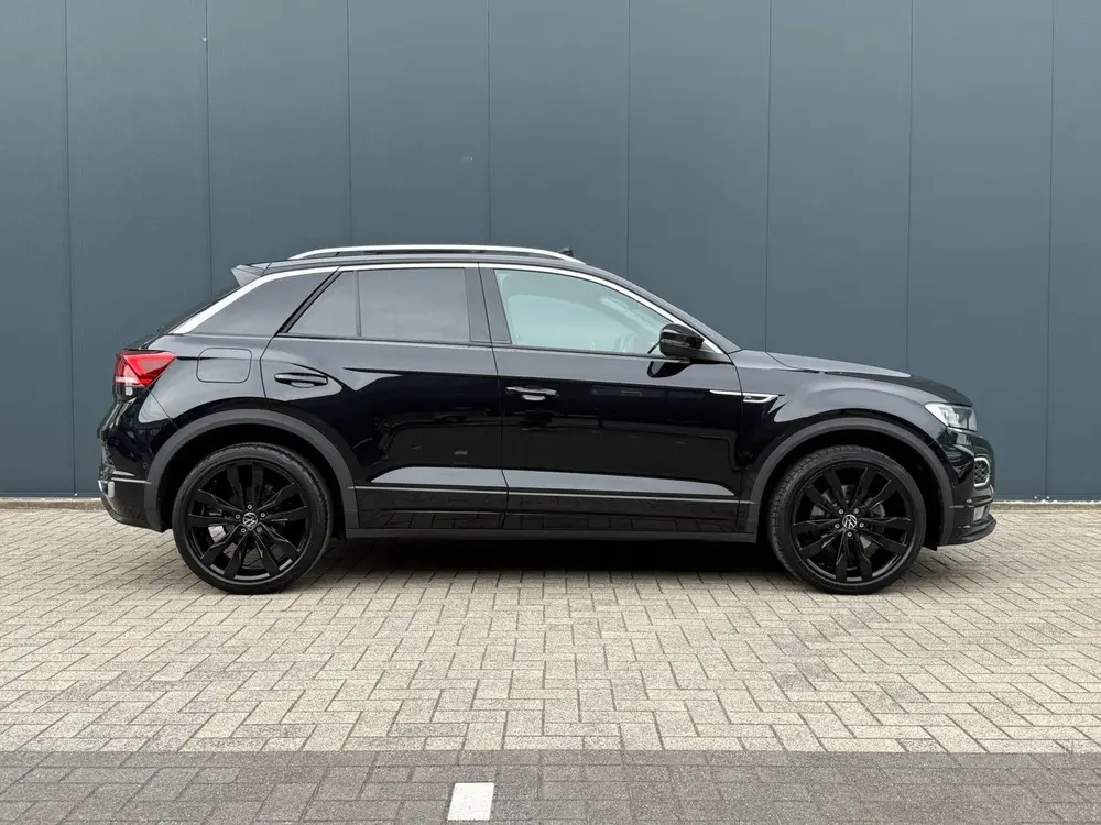 Volkswagen T-Roc 1.5 TSI DSG R-Line Pano Trekhaak Camera DCC uit 2020, foto 3