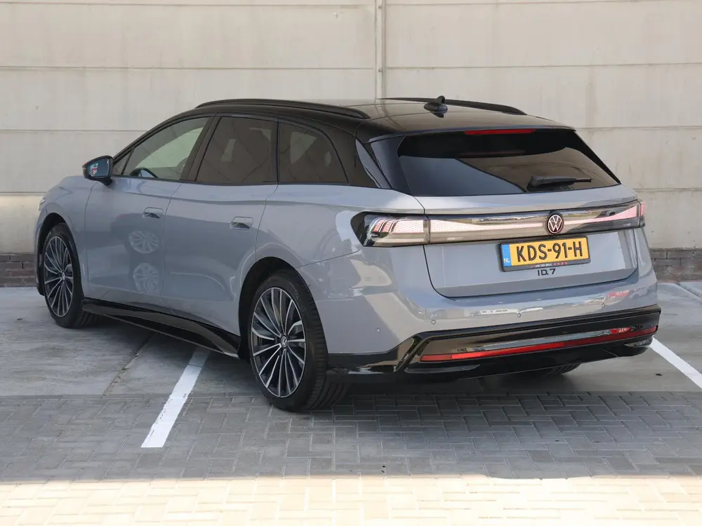 Volkswagen ID.7 Tourer Pro Limited Edition 77 kWh accu 286 P uit 2026, foto 12