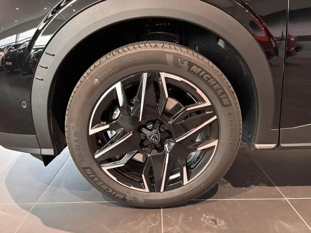 Peugeot 5008 1.2 Hybrid 145 Allure 7 zitplaatsen Automa uit 2025, foto 11
