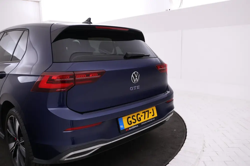Volkswagen Golf 1.4 eHybrid GTE Panorama, Apple carplay, Nav uit 2023, foto 11