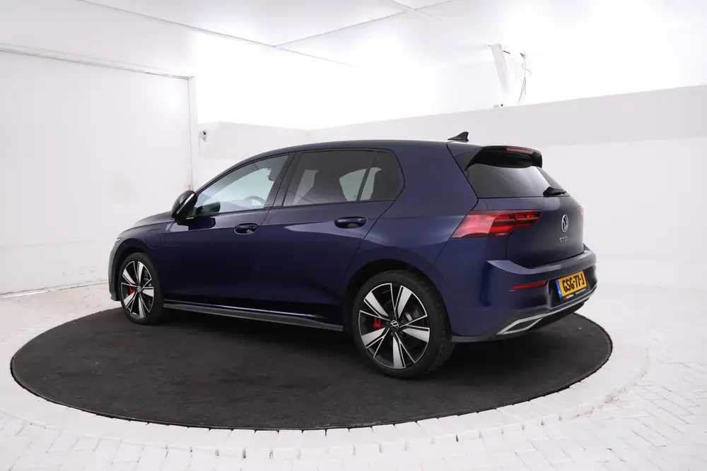 Volkswagen Golf 1.4 eHybrid GTE Panorama, Apple carplay, Nav uit 2023, foto 2