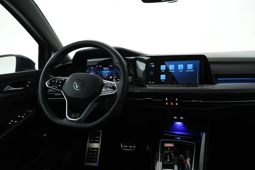 Volkswagen Golf 1.4 eHybrid GTE Panorama, Apple carplay, Nav uit 2023, foto 20