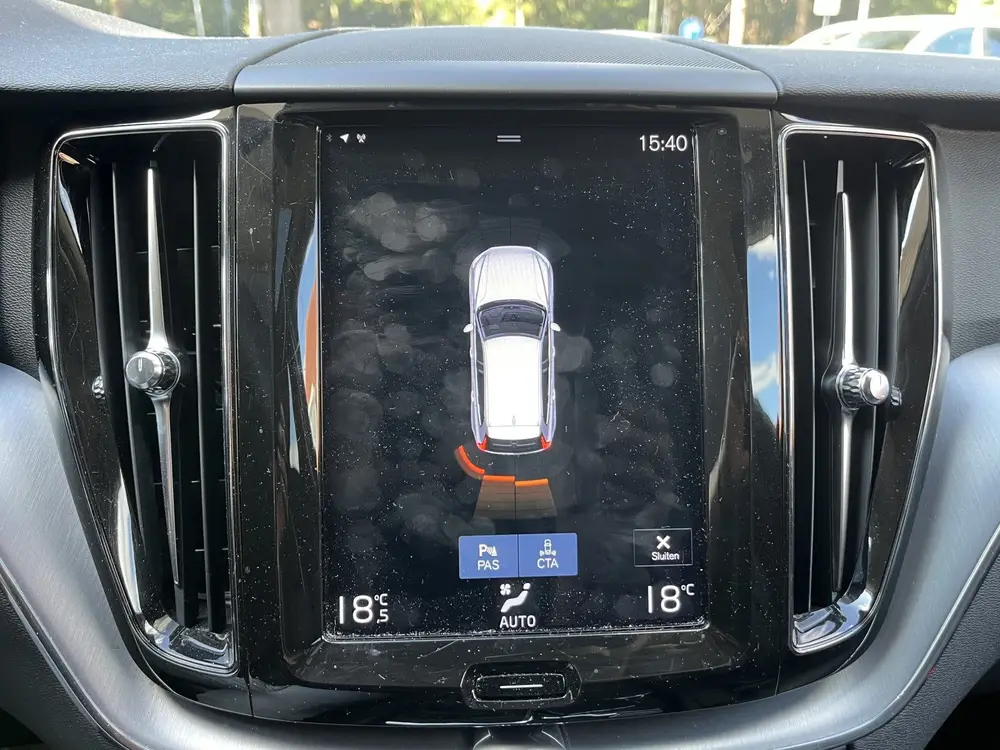 Volvo XC60 2.0 D4 Momentum Aut/Ecc/Leer/Navi/Pano (bj 2019) uit 2019, foto 11