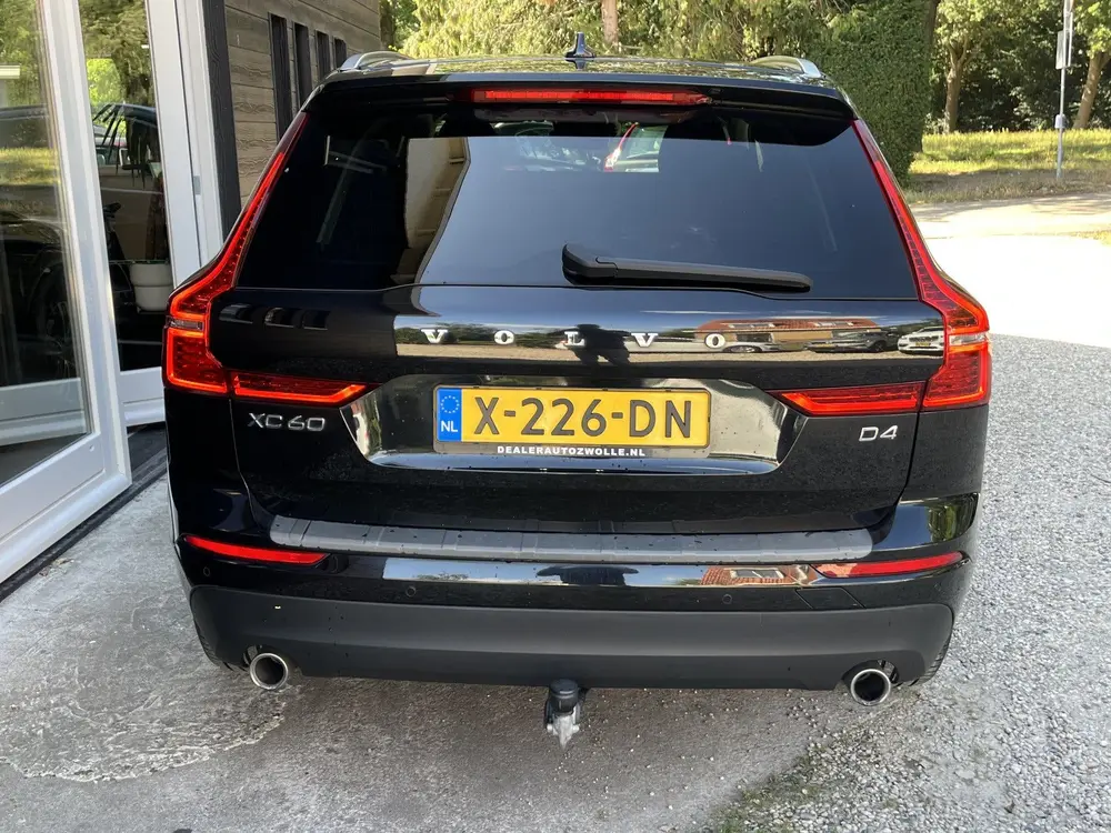 Volvo XC60 2.0 D4 Momentum Aut/Ecc/Leer/Navi/Pano (bj 2019) uit 2019, foto 13