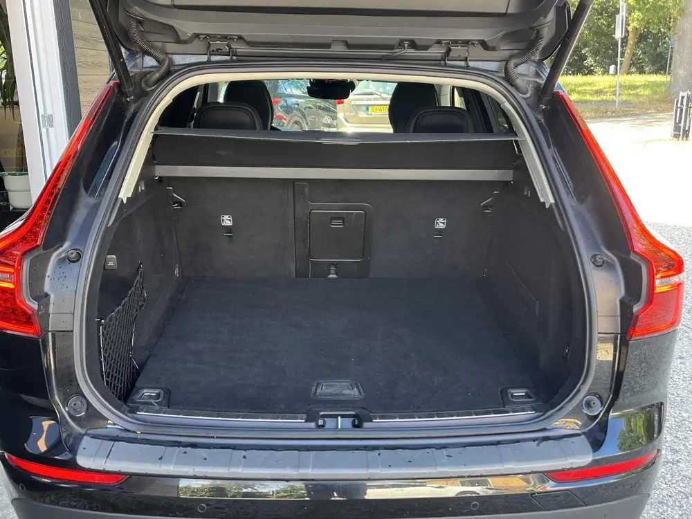 Volvo XC60 2.0 D4 Momentum Aut/Ecc/Leer/Navi/Pano (bj 2019) uit 2019, foto 14