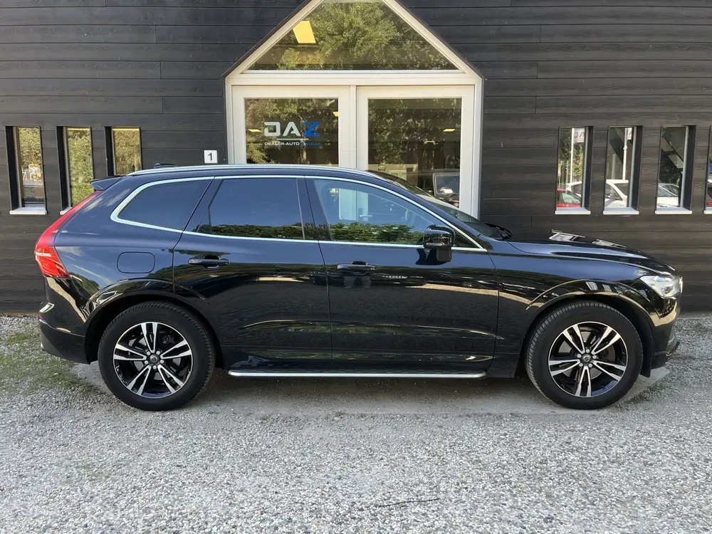Volvo XC60 2.0 D4 Momentum Aut/Ecc/Leer/Navi/Pano (bj 2019) uit 2019, foto 2