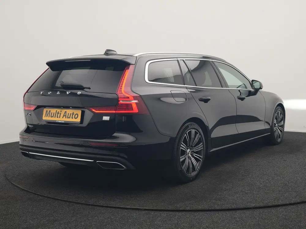 Volvo V60 T6 Recharge AWD Inscription PHEV 340pk Dea uit 2022, foto 3