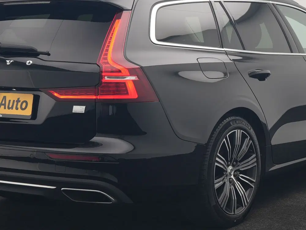 Volvo V60 T6 Recharge AWD Inscription PHEV 340pk Dea uit 2022, foto 8