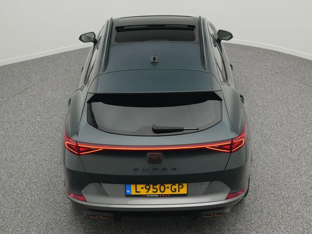 Cupra Formentor 1.4 e-Hybrid 245pk VZ uit 2021, foto 17