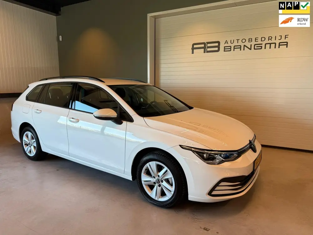 Volkswagen Golf Variant 1.5 TSI LIFE BUSINESS/APPLE CARPLAY+ uit 2023