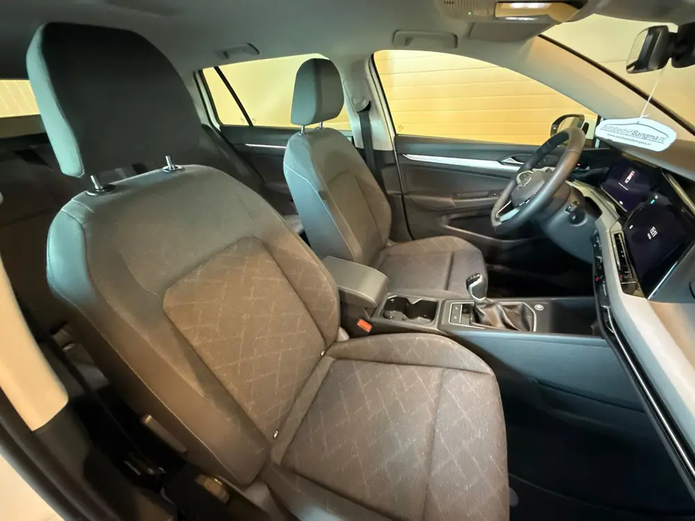 Volkswagen Golf Variant 1.5 TSI LIFE BUSINESS/APPLE CARPLAY+ uit 2023, foto 18