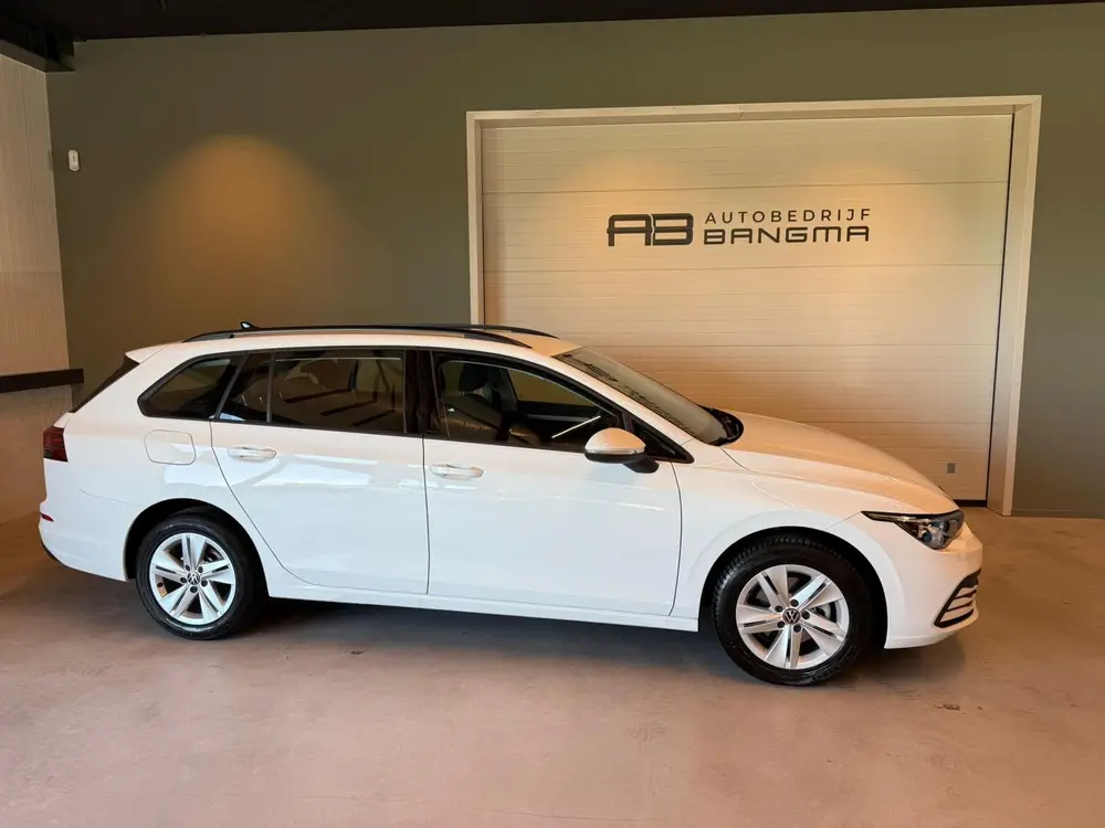 Volkswagen Golf Variant 1.5 TSI LIFE BUSINESS/APPLE CARPLAY+ uit 2023, foto 2