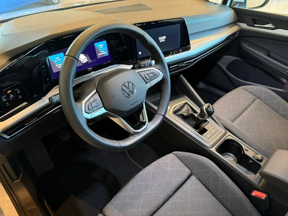 Volkswagen Golf Variant 1.5 TSI LIFE BUSINESS/APPLE CARPLAY+ uit 2023, foto 3