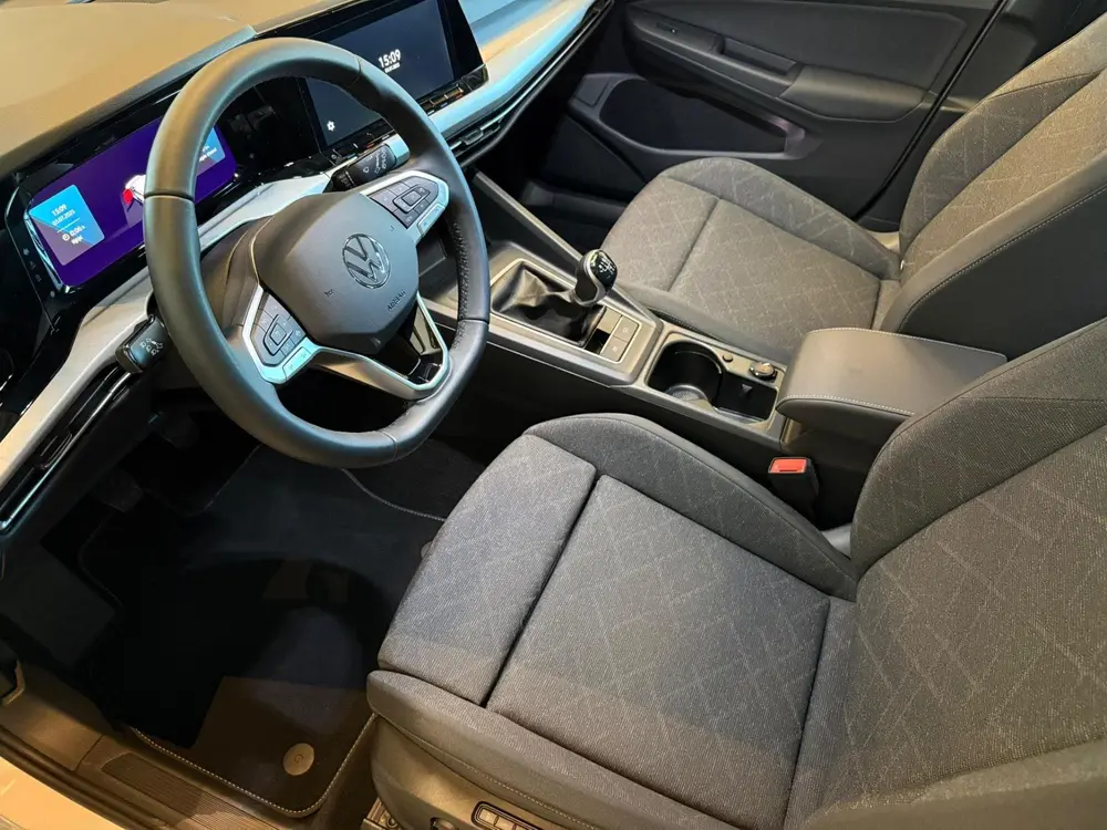 Volkswagen Golf Variant 1.5 TSI LIFE BUSINESS/APPLE CARPLAY+ uit 2023, foto 4