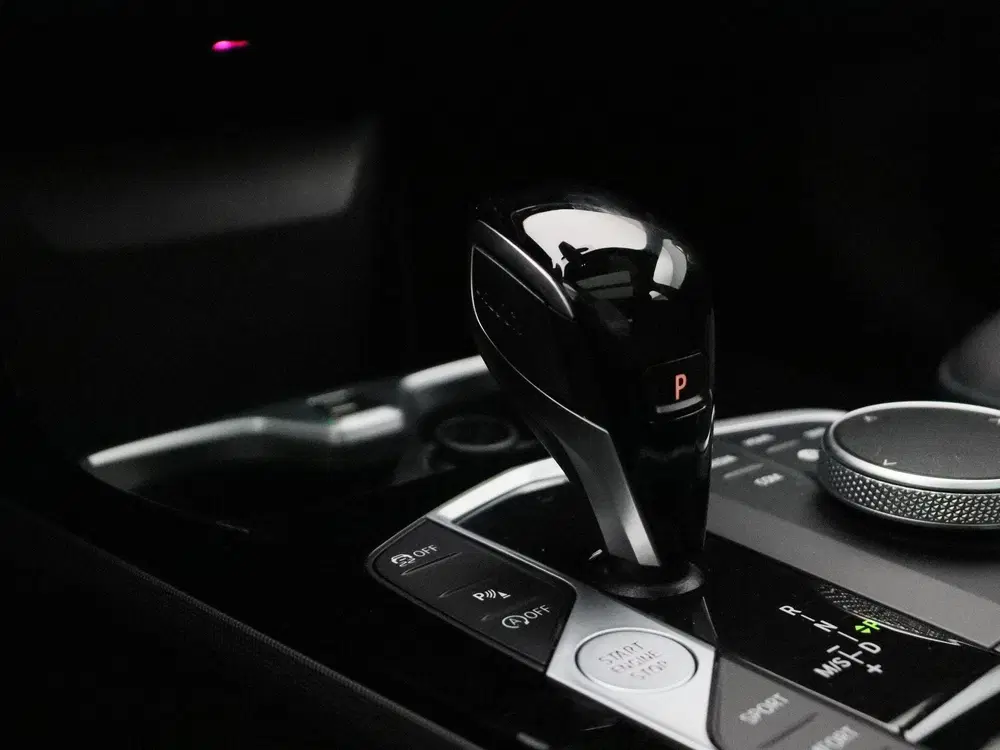 BMW 1-serie 5-deurs 118i M Sportpakket uit 2023, foto 19