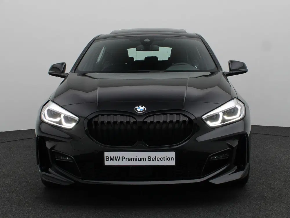 BMW 1-serie 5-deurs 118i M Sportpakket uit 2023, foto 3